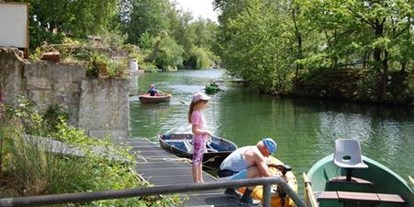 Reisemobilstellplatz - Spielplatz - Haselünne - Bootssteg für Ruderboot, Angelplätze - Campingplatz Blauer See / Reisemobilstellplatz am Blauen See