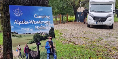 Reisemobilstellplatz - Landorf - Camping direkt an der Alpakaweide