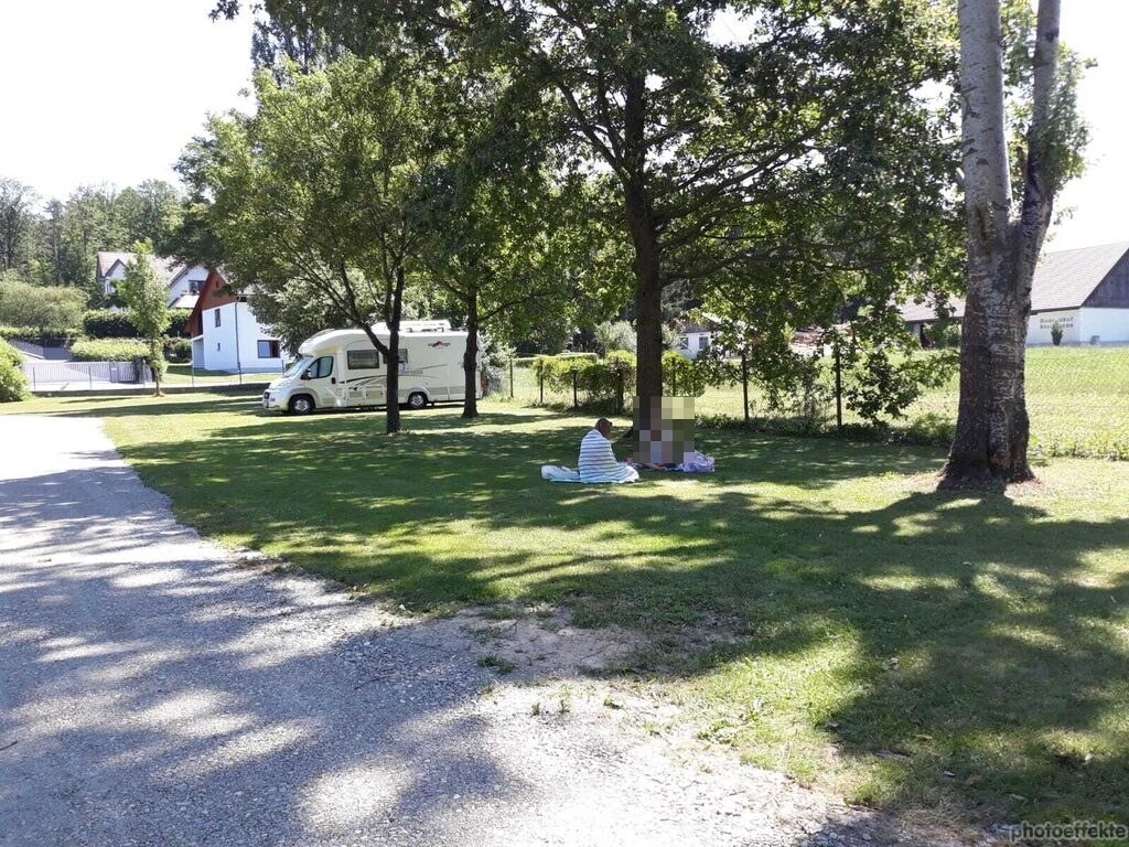 Wohnmobilstellplatz - WoMo-Stellplatz Stubenbergsee