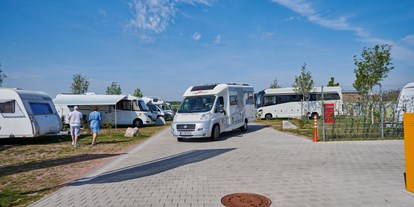 Reisemobilstellplatz - Wohnwagen erlaubt - Stellplatz Ringsheim