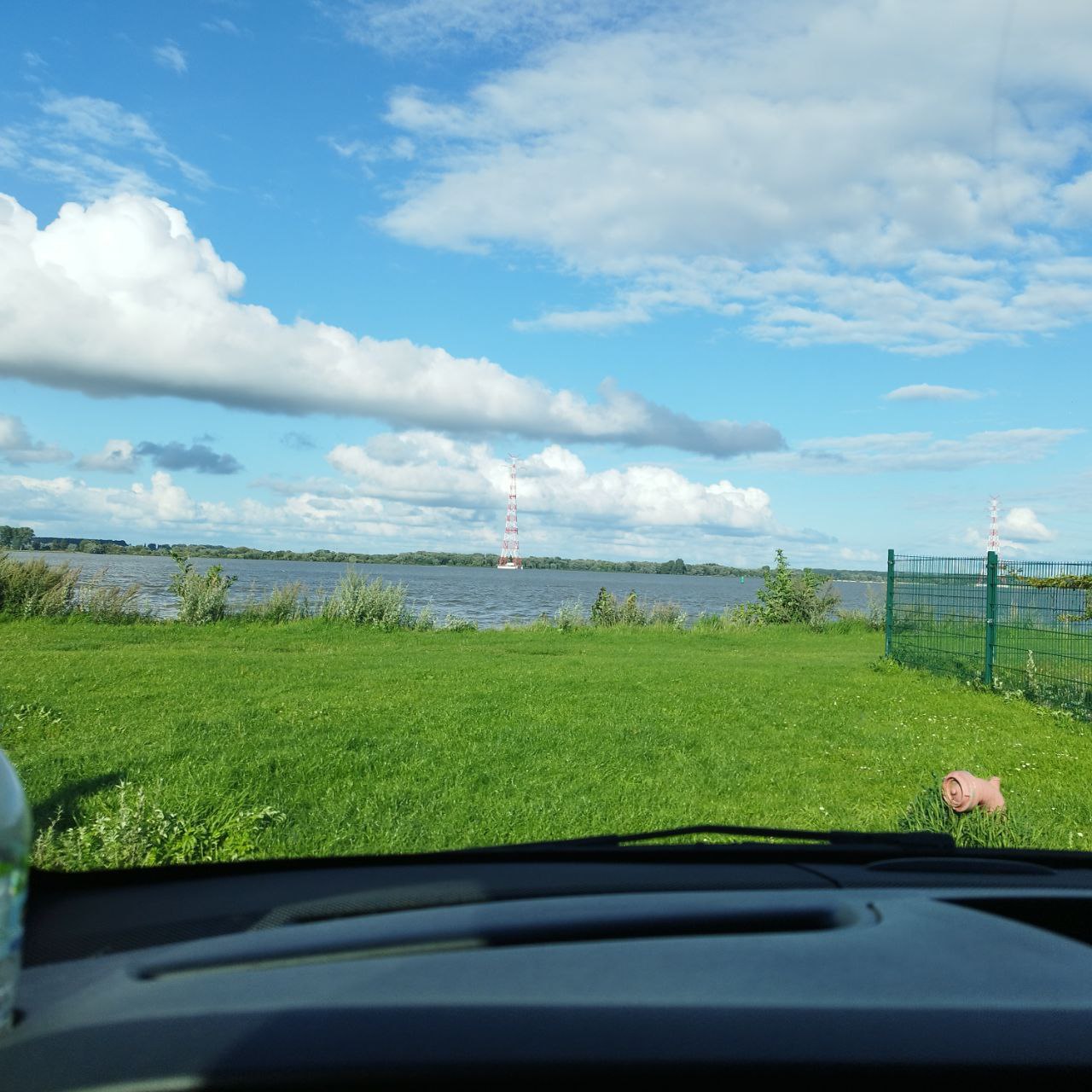área camper - Glückstadt - Stellplatz mit Blick auf die Elbe - Wohnmobilstellplatz Altes Land