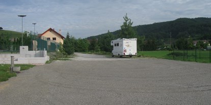Motorhome parking space - WLAN: am ganzen Platz vorhanden - Carniola / Julian Alps / Laibach / Zasavje - Prince sport@fun center, Camperstop