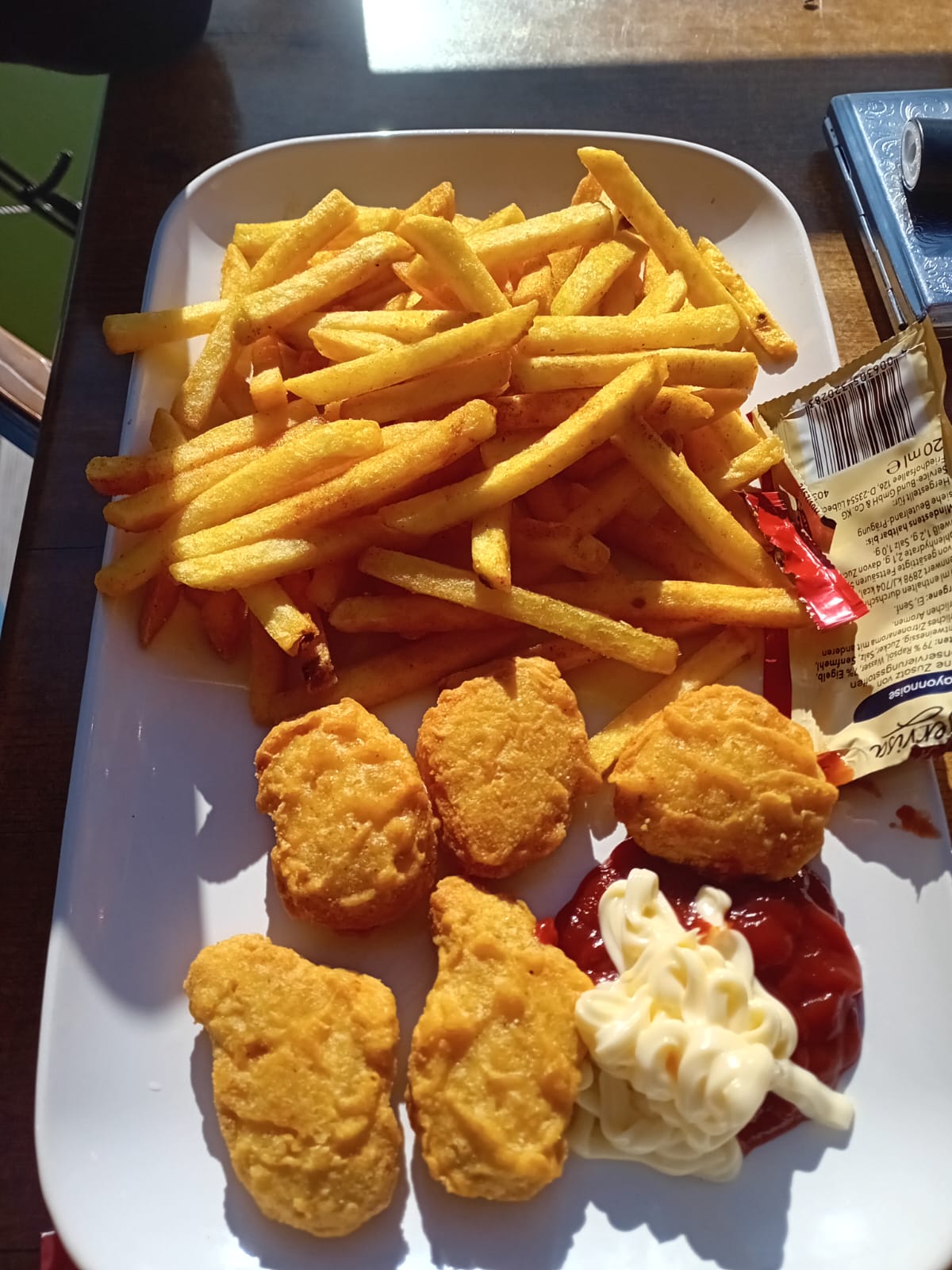 Wohnmobilstellplatz: Einfach lecker 😀 - Merkendorf Freizeitzentrum Weißbachmühle mit Kiosk und Naturfreibad