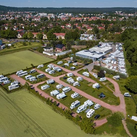 Wohnmobilstellplatz: Unser Stellplatz von oben - CaravaningPark Dresden - Ihr Wohnmobilstellplatz schaffer-mobil