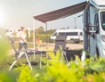 Wohnmobilstellplatz: Stadtnah und trotzdem in der Natur - CaravaningPark Dresden - Ihr Wohnmobilstellplatz schaffer-mobil