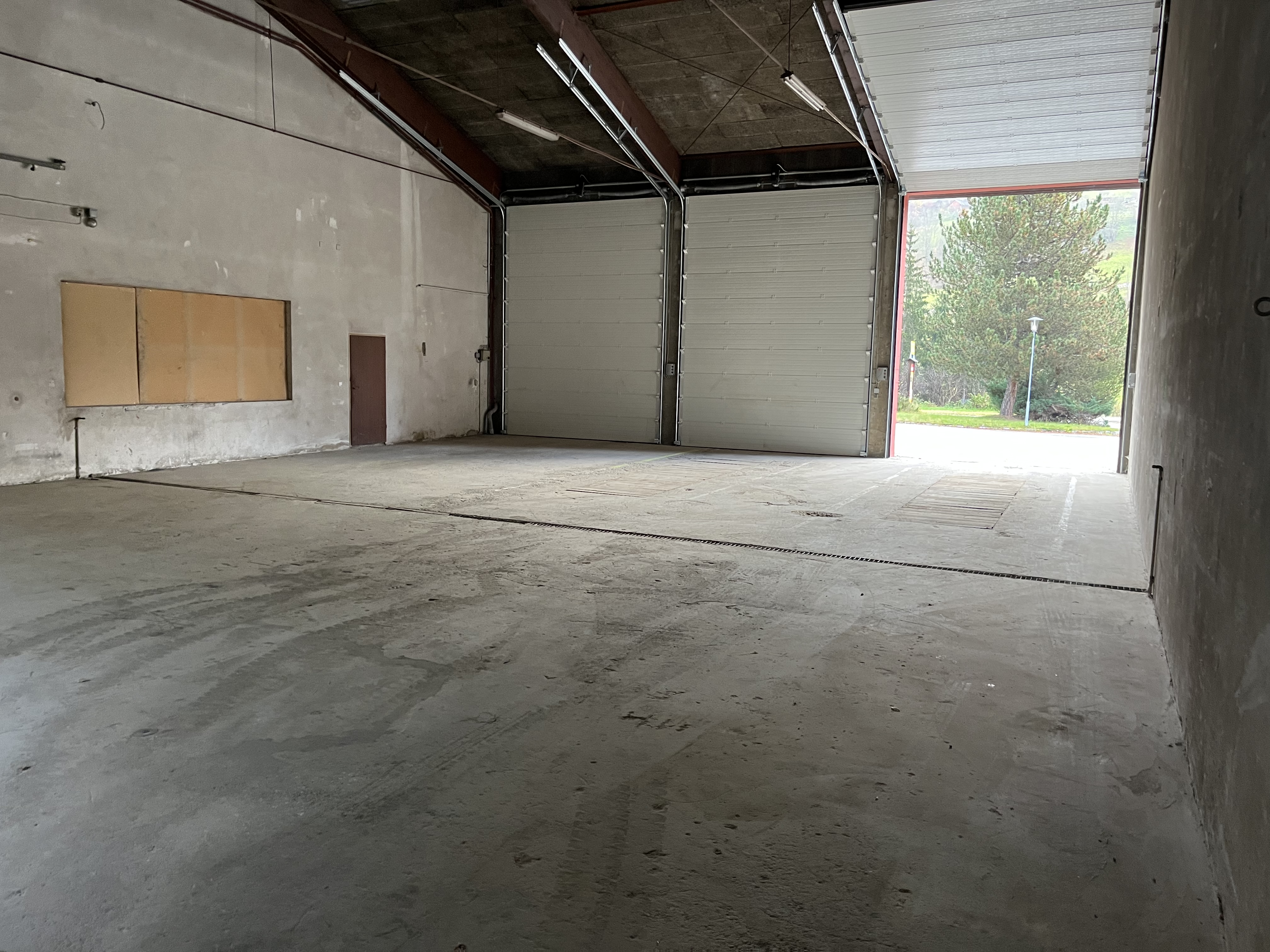 Reisemobilstellplatz - PLZ 8862 (Österreich) - Halle 12x20 - Kendlbruck Unterstellplatz