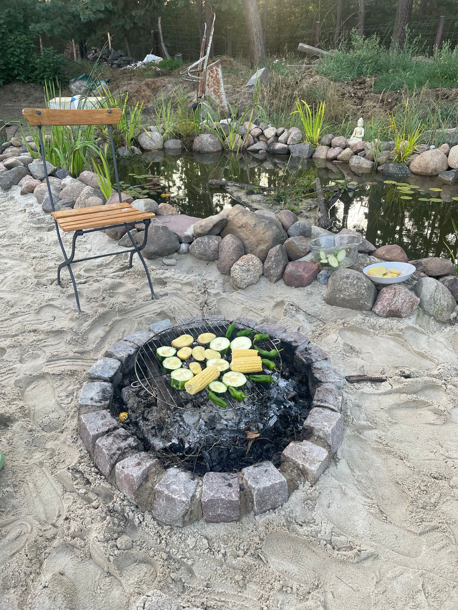 Wohnmobilstellplatz: Stellplatz am Waldrand