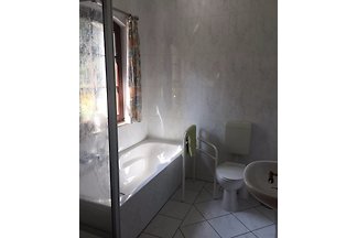 Wohnmobilstellplatz: Dusche Bad Ferienhaus 88 qm - Himmelstor