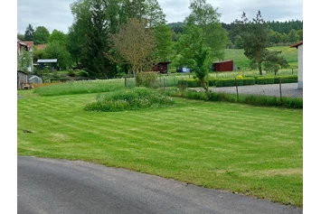 Wohnmobilstellplatz: Einfahrt - Stellplatz "Im Herzen Thüringen´s...!"