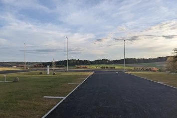 Wohnmobilstellplatz: Stellplatz in ruhiger Lage mit toller Aussicht - Stellplatz B49