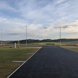 Wohnmobilstellplatz: Stellplatz in ruhiger Lage mit toller Aussicht - Stellplatz B49