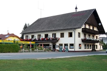 Wohnmobilstellplatz: Beschreibungstext für das Bild - Gasthof Roseggerhof