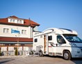 Wohnmobilstellplatz: Camper Stop Vrbinc