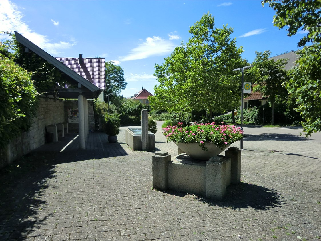 Wohnmobilstellplatz: Dorfplatz in Michelbach  - Michelbach an der Bilz 