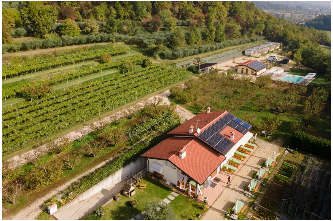 Wohnmobilstellplatz: Agriturismo Agricamping GARDA NATURA - Agriturismo Agricamping GARDA NATURA