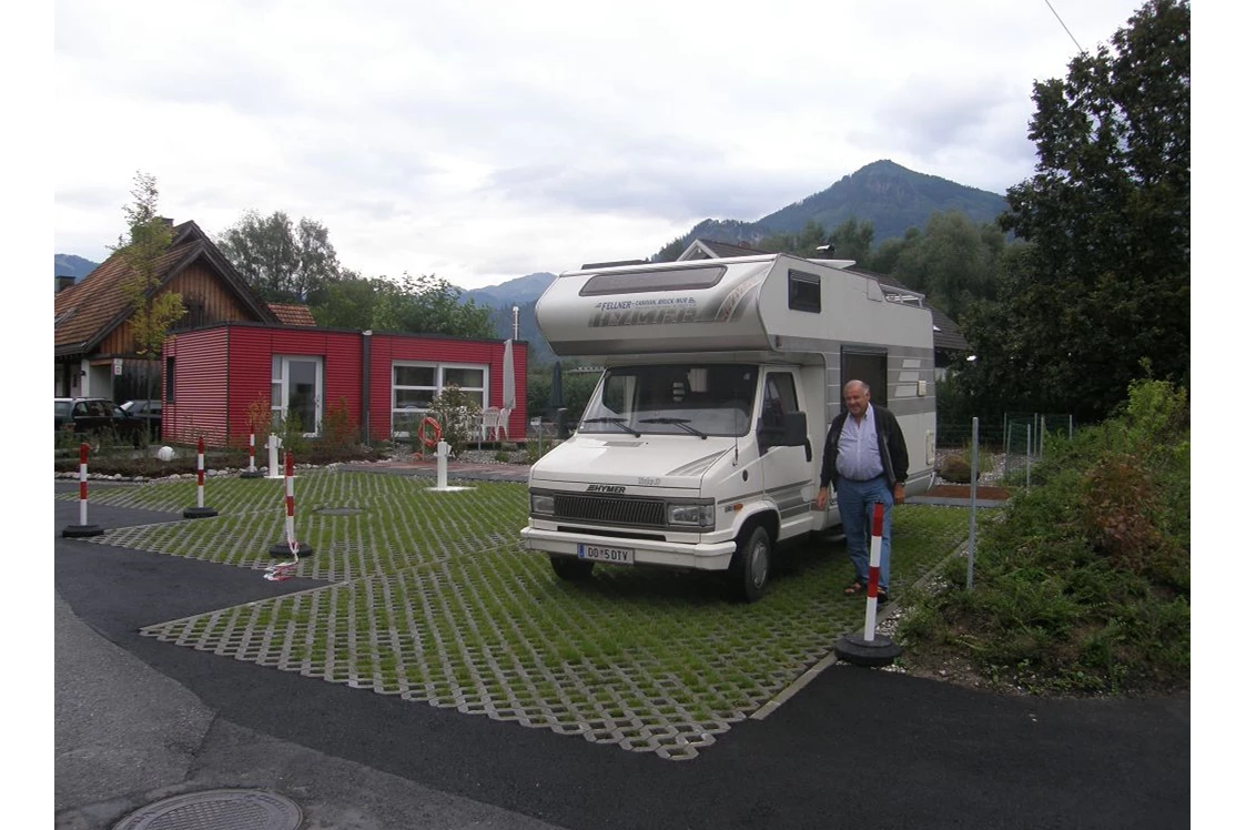 Wohnmobilstellplatz: Das erste WoMo 2010 auf unserem Stellplatz. - MINI -Stellplatz in Dornbirn