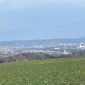 Wohnmobilstellplatz: Blick auf Dresden - Panoramablick: Radebeul-Dresden-Sächs.Schweiz