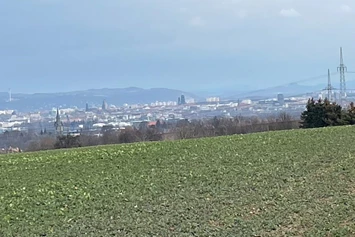 Wohnmobilstellplatz: Blick auf Dresden - Panoramablick: Radebeul-Dresden-Sächs.Schweiz