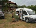 Wohnmobilstellplatz: Stellplätze auf Rasenfläche - Alaturka Camperstellplatz bei Alanya