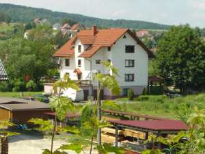 Reisemobilstellplatz - Benshausen - Einzelstellplatz im Grünen