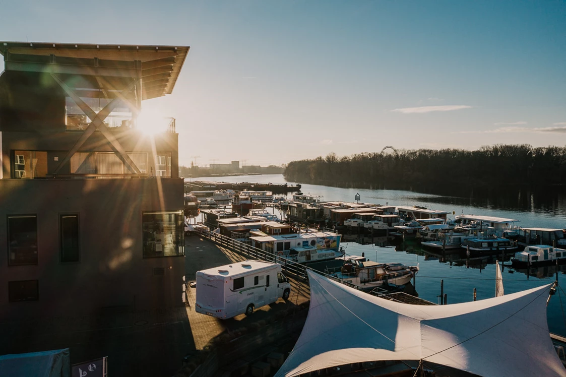 Wohnmobilstellplatz: Camperport Berlin in der Citymarina Berlin-Rummelsburg