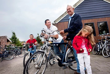 Wohnmobilstellplatz: Fahrradverleih im Ferienpark De Krim - Vakantiepark de Krim