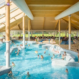 Wohnmobilstellplatz: Hallenbad im Ferienpark De Krim - Vakantiepark de Krim