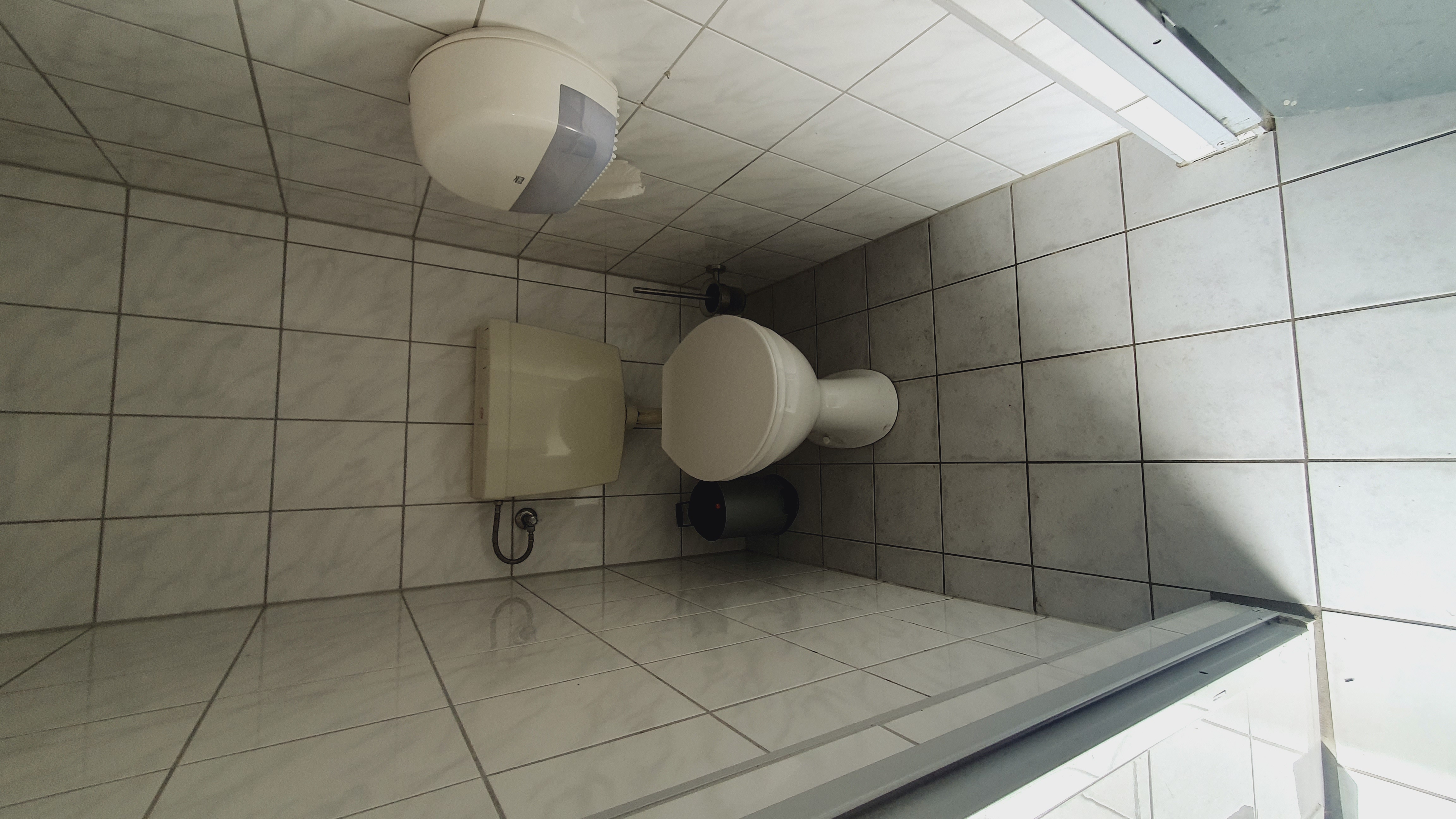 Reisemobilstellplatz: Toiletten Kabine - taunus mobilcamp