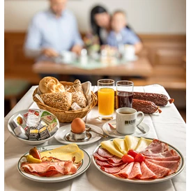 Wohnmobilstellplatz: im Frühstücksraum
Frühstück gibt es nach Voranmeldung - Weinbauer - Pension-Linz