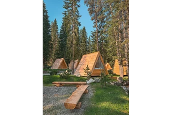 Wohnmobilstellplatz: A-frame cabins - Camping Sass Dlacia