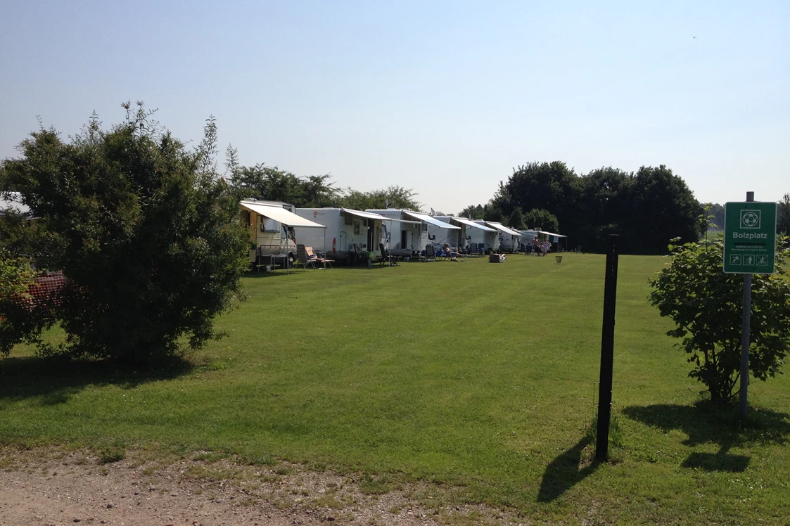 Wohnmobilstellplatz: Auch Wohnmobilclubs treffen sich gerne bei uns - Stellplatz Campingplatz Graskamp