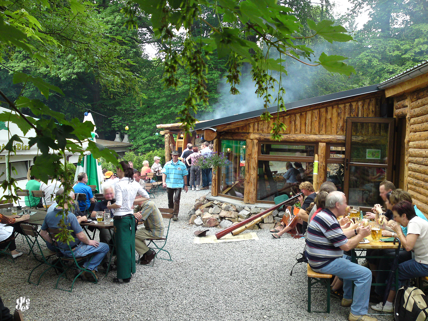 Reisemobilstellplatz - Sauna - Hohndorf - Wurzelschänke am Campingplatz - Campingplatz Oberrabenstein