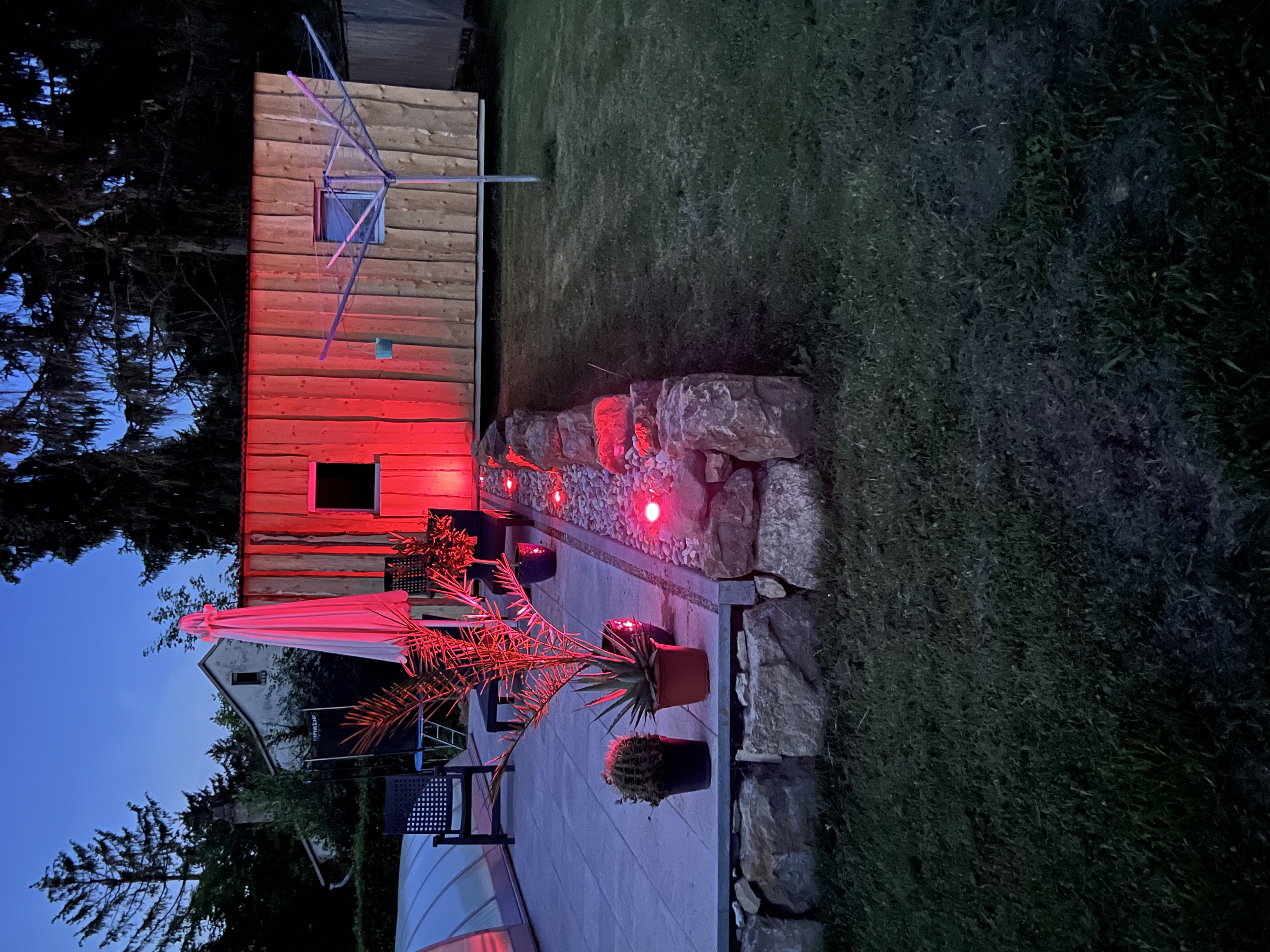 Wohnmobilstellplatz: Sauna und Pool - CaroGrün I Wohnen im Grünen