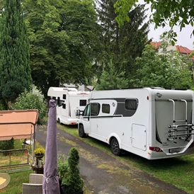 Wohnmobilstellplatz: Es ist immer Gartenanteil nutzbar. - Pankow Niederschönhausen 