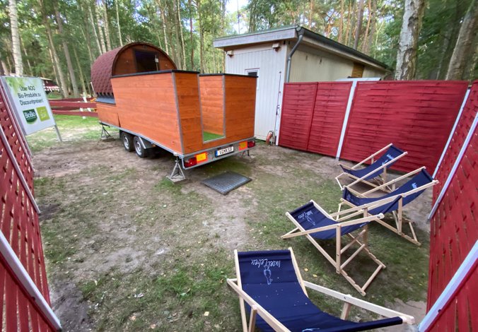 Reisemobilstellplatz - Putgarten - nach der Sauna, die Sonne genießen - Wohnmobil oder Wohnwagen Stellplatz auf Rügen bei Dranske Kap Arkona nur 200 m bis zur Ostsee