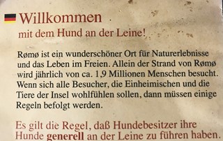 Wohnmobilstellplatz: Hunde nur an Hundeleine erlaubt ! - Landhaus Sondernaes - Holmvej 18   DK- 6780 Skaerbaek-Sondernaess