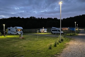 Wohnmobilstellplatz: Obóz Karnocice