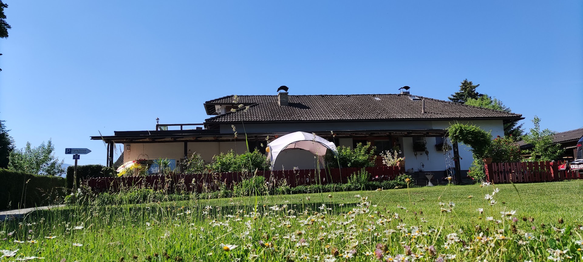 Wohnmobilstellplatz: Landhaus Noreia`s Wiese - Landhaus Noreia's Wiese nahe Klopeiner See