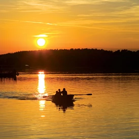 Wohnmobilstellplatz: Abendstimmung Klopeiner See - Landhaus Noreia's Wiese nahe Klopeiner See