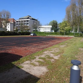 Wohnmobilstellplatz: Wohnmobil-Stellplatz am Bildungshaus St. Bernhard in Rastatt