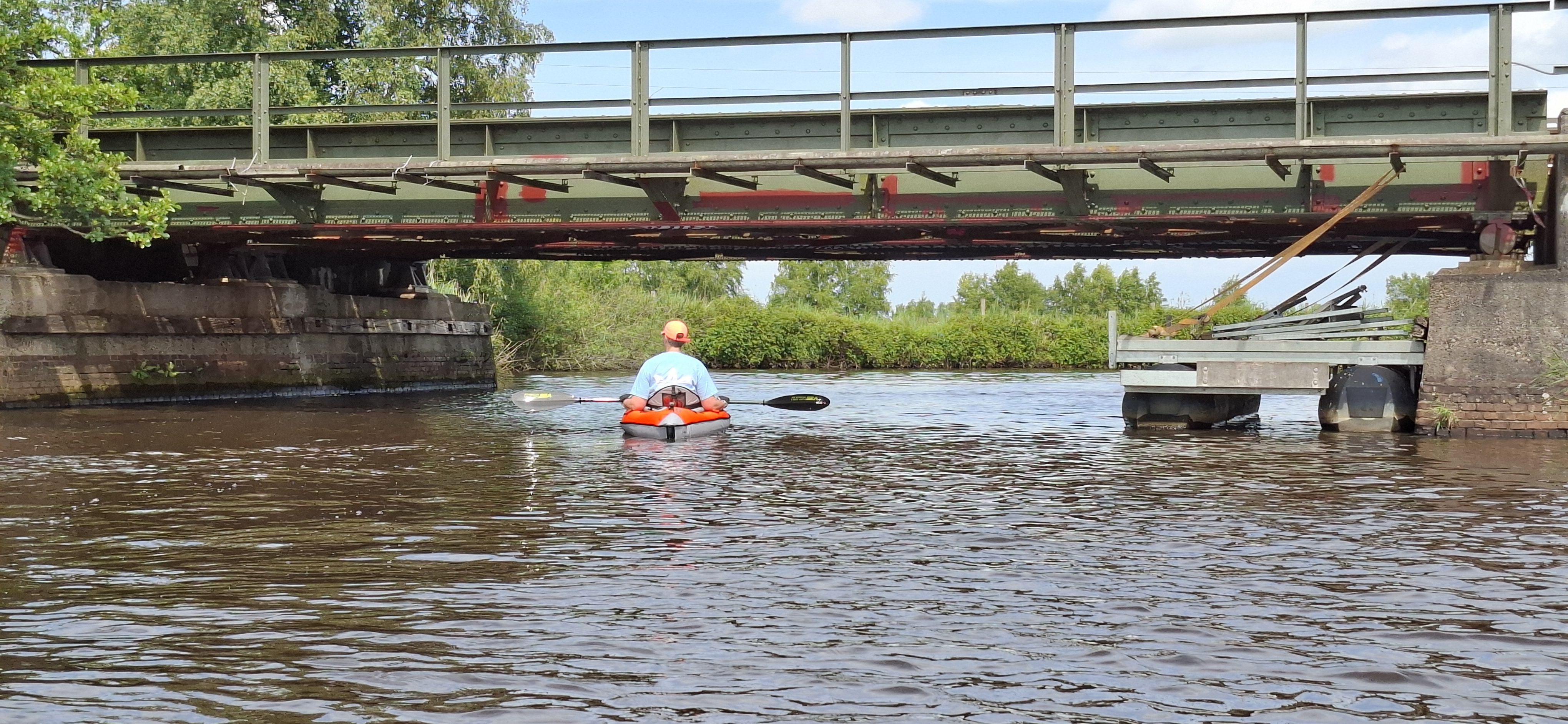 Reisemobilstellplatz: Idylle pur - Paddel und Pedal Rorichum