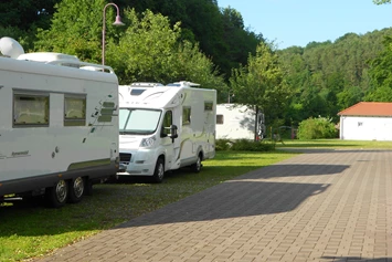 Wohnmobilstellplatz: Stellplatz am Weiher in Lemberg - Stellplatz am Weiher Lemberg