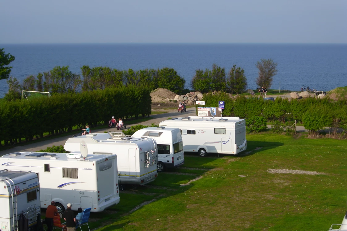 Wohnmobilstellplatz: Direkt an der Ostsee - Stellplatz am Camping Klausdorfer Strand