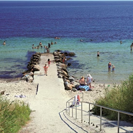 Wohnmobilstellplatz: Badestrand direkt am Campingplatz - Stellplatz am Camping Klausdorfer Strand