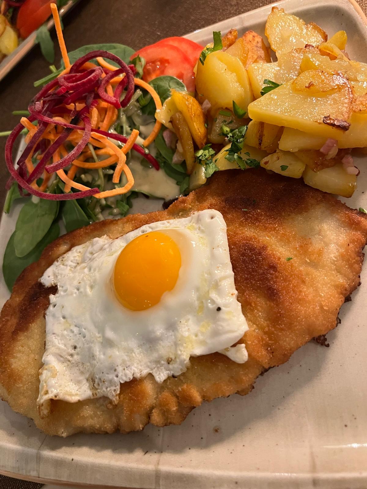 Wohnmobilstellplatz: Schnitzel  - Ostseecamping Ferienpark Zierow