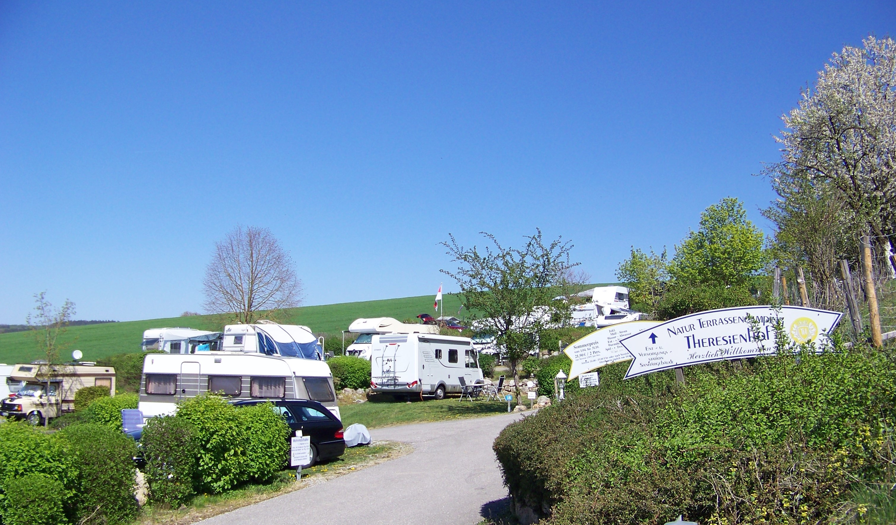 Reisemobilstellplatz - Bäderdreieck - Campinplatz Theresienhof - Stellplätze am Terrassencamping Theresienhof