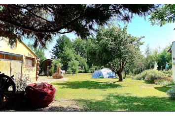 Wohnmobilstellplatz: Inside yard (10 tent spaces) - CAMPSITE & Art space Zivotnica, Ort schöner Gedanken (Cyclo camp)