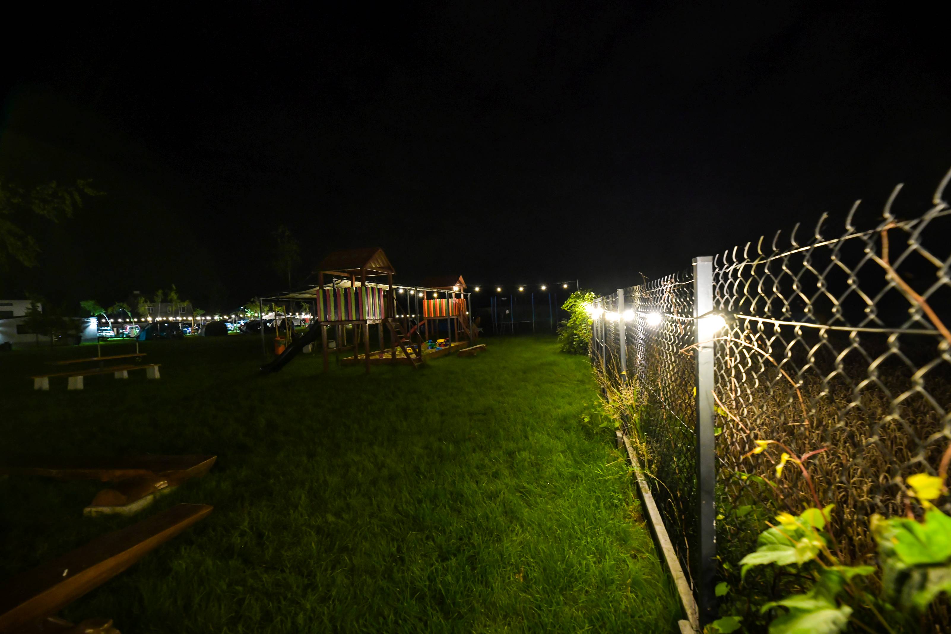 Wohnmobilstellplatz: KempingZator