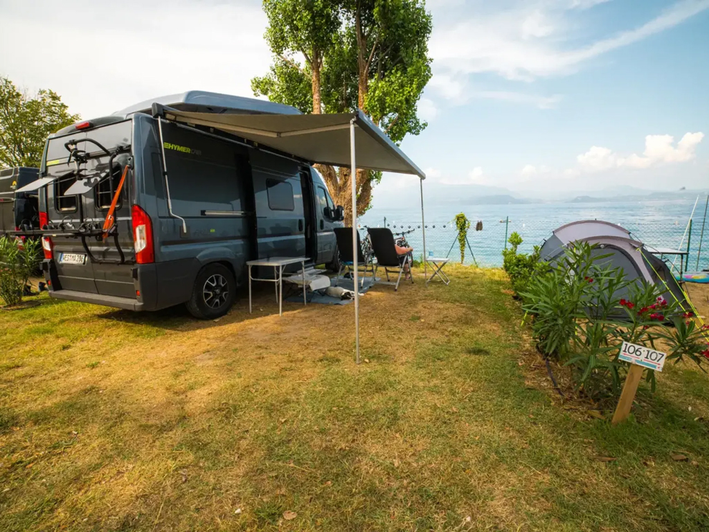 Place de parking pour camping-car - Garda VR - Sivinos Camping Boutique