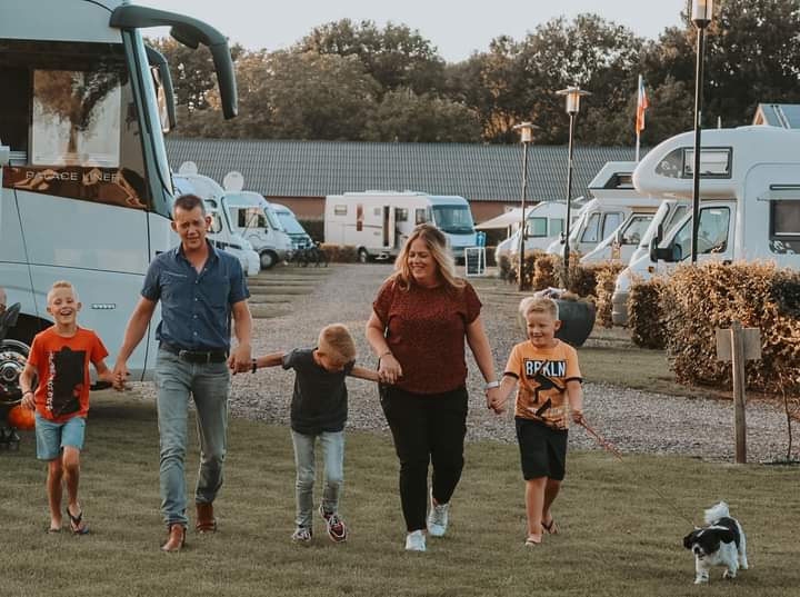 Wohnmobilstellplatz: CamperplaatsKessel